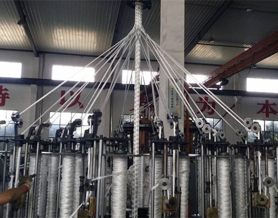 35 máquina de la prensa hidráulica del Mpa de la tonelada 70 para los accesorios de compresión del patio 4