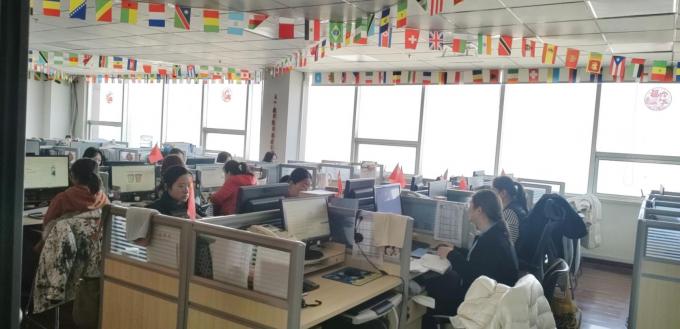 Puertas de escalada de plástico multicolor para niños Parque de juegos Pared de escalada 6