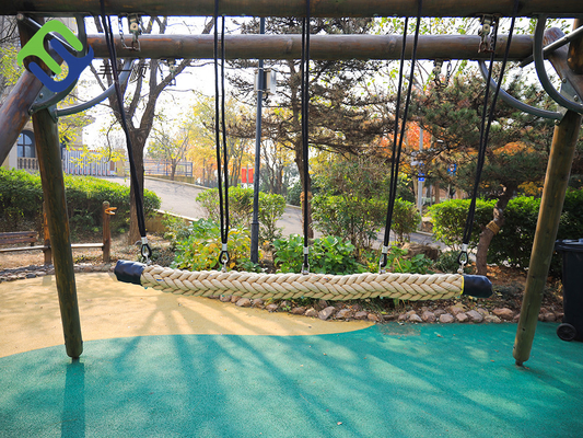 poliéster trenzado de los filamentos naturales del color 12 de 120m m Dia Net Playground Rope Bridge