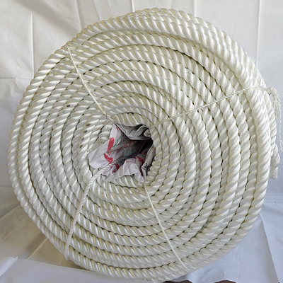 3 hebras cuerda de nylon suave cuerda de embalaje de fibra de poliamida marino retorcida 10-30mm
