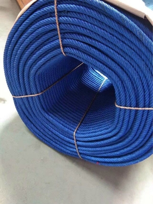 Cuerda 16m m resistente ULTRAVIOLETA 6*7 de la combinación del poliéster de la base de la fibra del alambre de acero para el patio