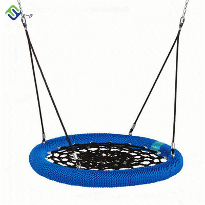 El platillo volante circular del árbol con el oscilación de la araña de las cuerdas pescó Seat reticulado