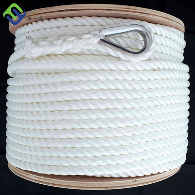 El muelle de nylon de la cuerda del ancla del filamento del barco 3 alinea torcido amarrando la cuerda