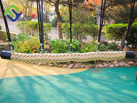 poliéster trenzado de los filamentos naturales del color 12 de 120m m Dia Net Playground Rope Bridge