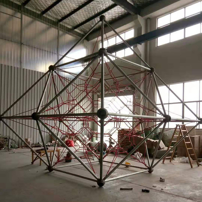 Patio neto de los niños del cono que sube grande para el parque comercial